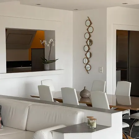 La Des Cycas Willa *